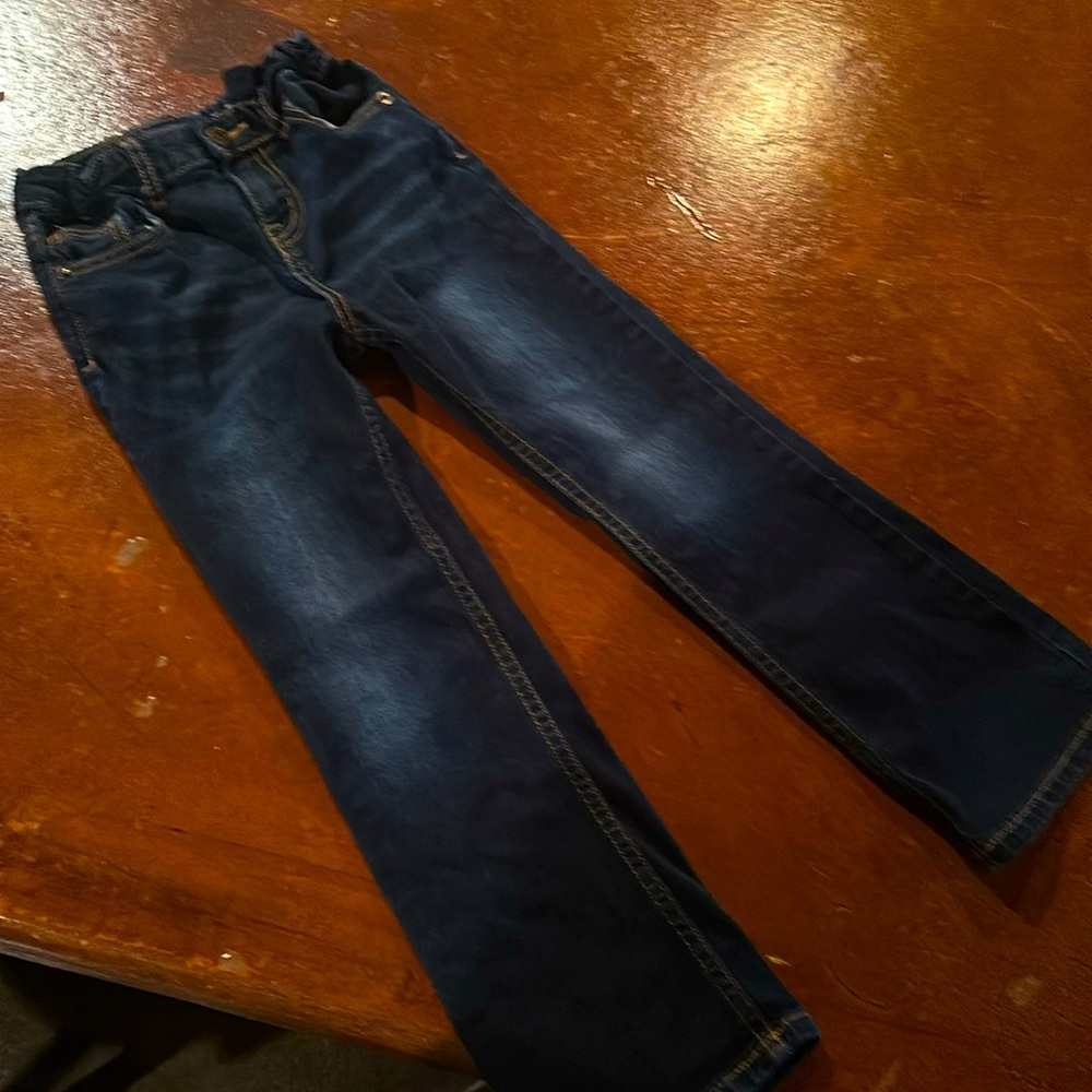 Youth size 6.  Cat & Jack-almost new
